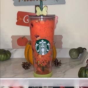 {SOLD} Starbucks flamingo & pineapple tumbler